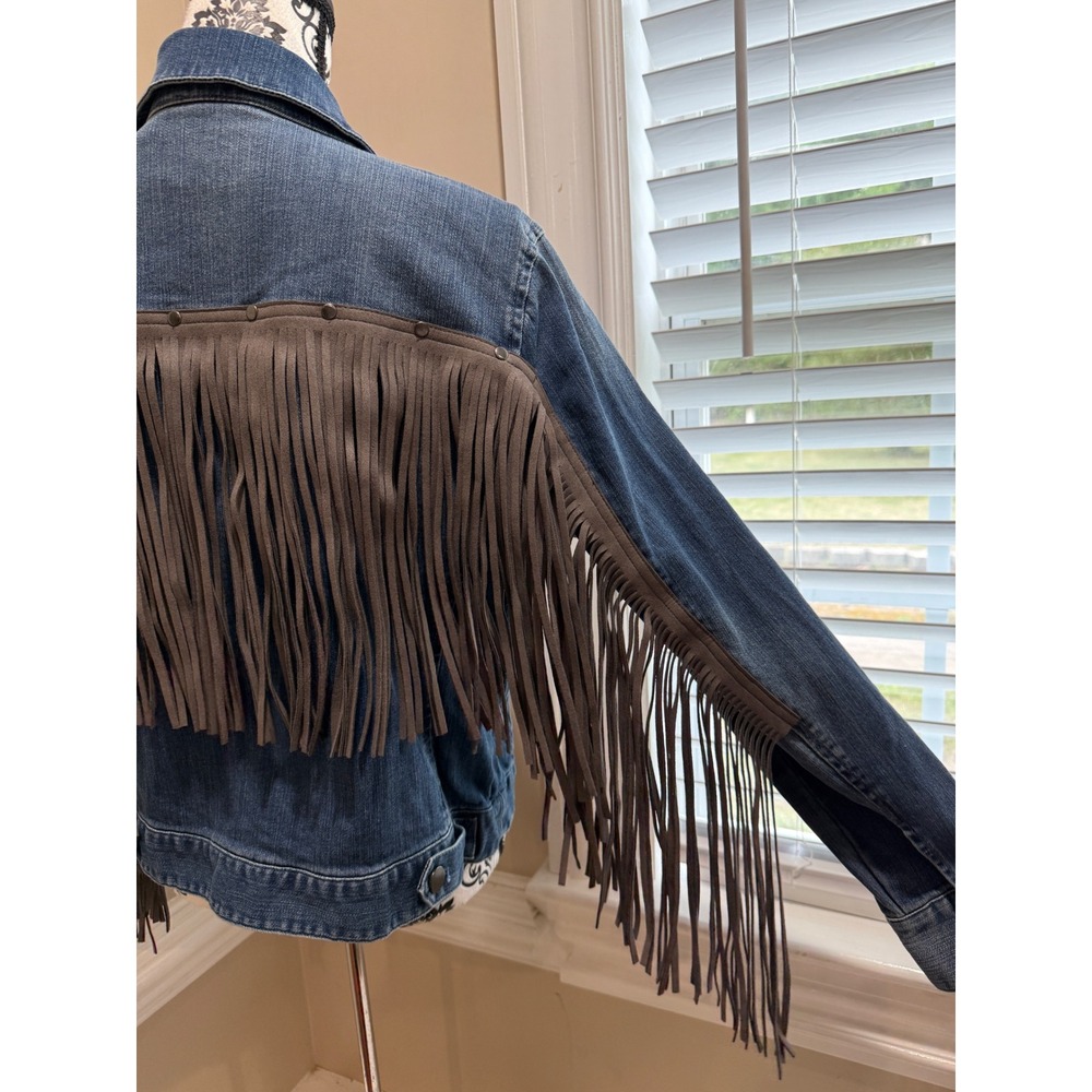 G.I.L.I. Got It Love It Womens Denim Fringe Jacket Blue SouthWestern Rodeo Sz 12